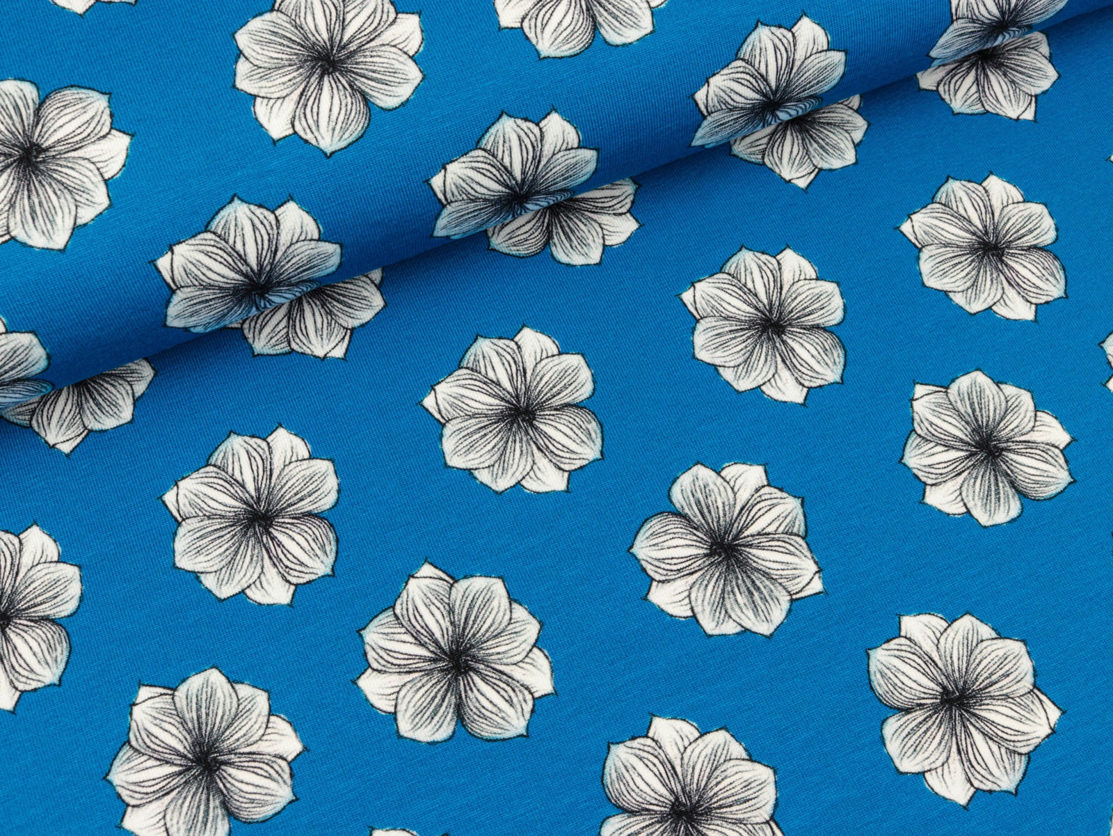 Baumwolljersey Little-May Blumen auf Blau by Lila-Lotta Angebot